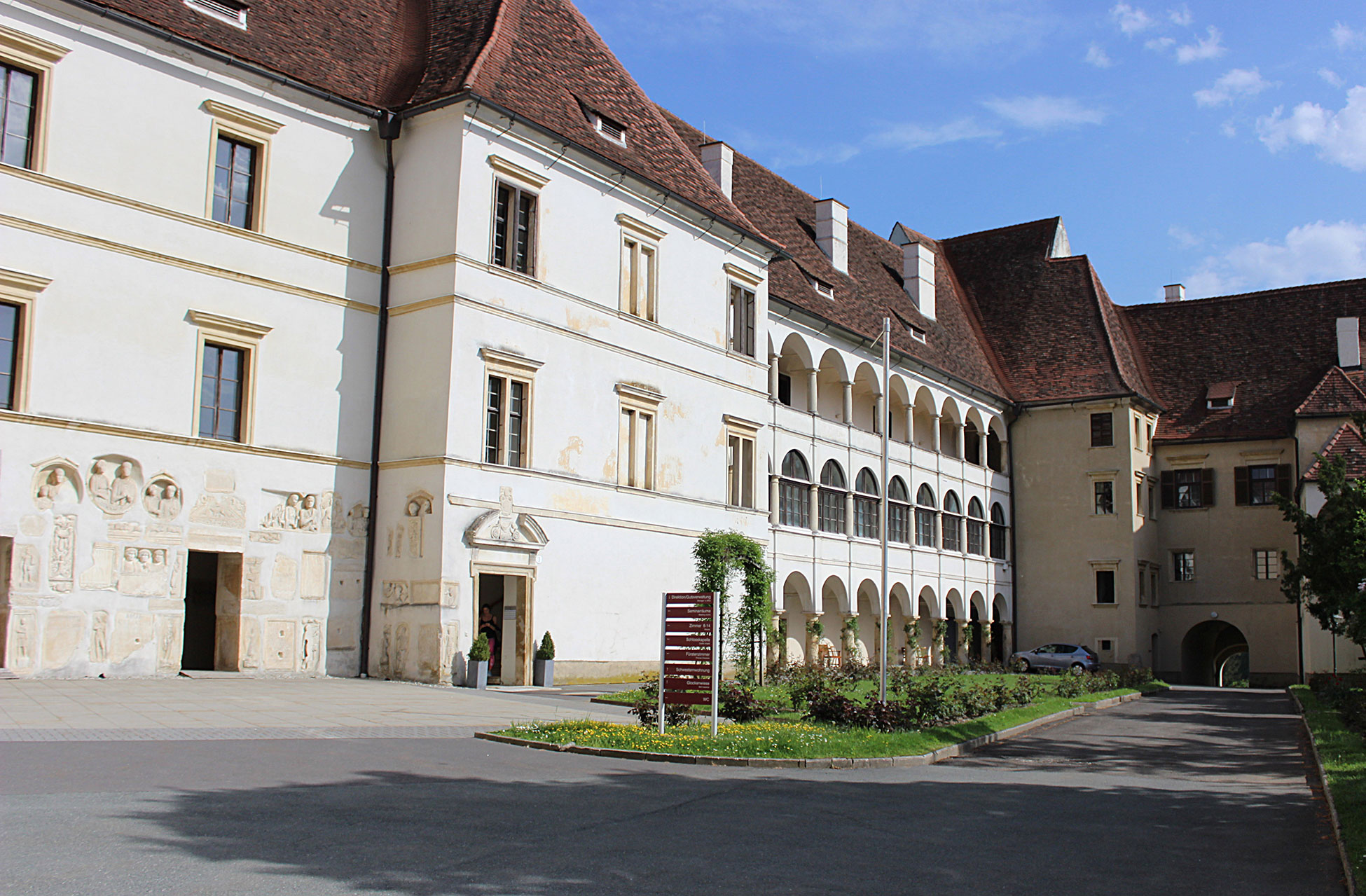 Schloss Seggau Innenhof